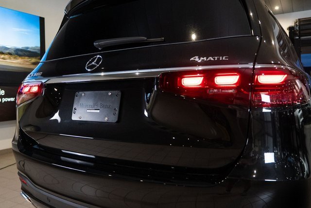 New 2026 Mercedes-Benz GLS 580 GLS 580 image 9