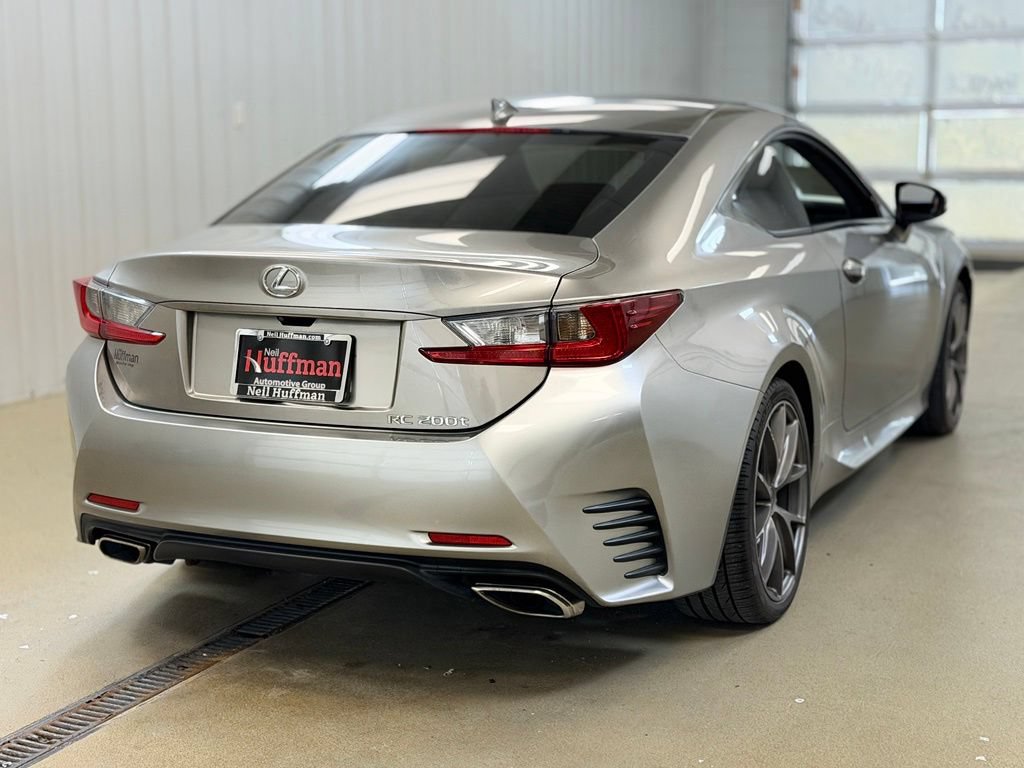 Used 2016 Lexus RC 200t w/ Accessory Package 2 RWD image 5