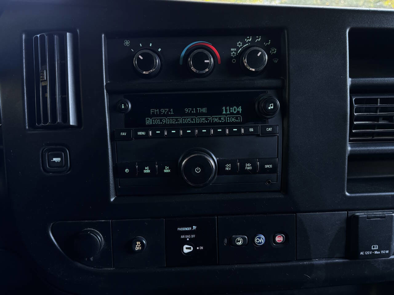 Used 2020 Chevrolet Express 2500 w/ Driver Convenience Package image 10