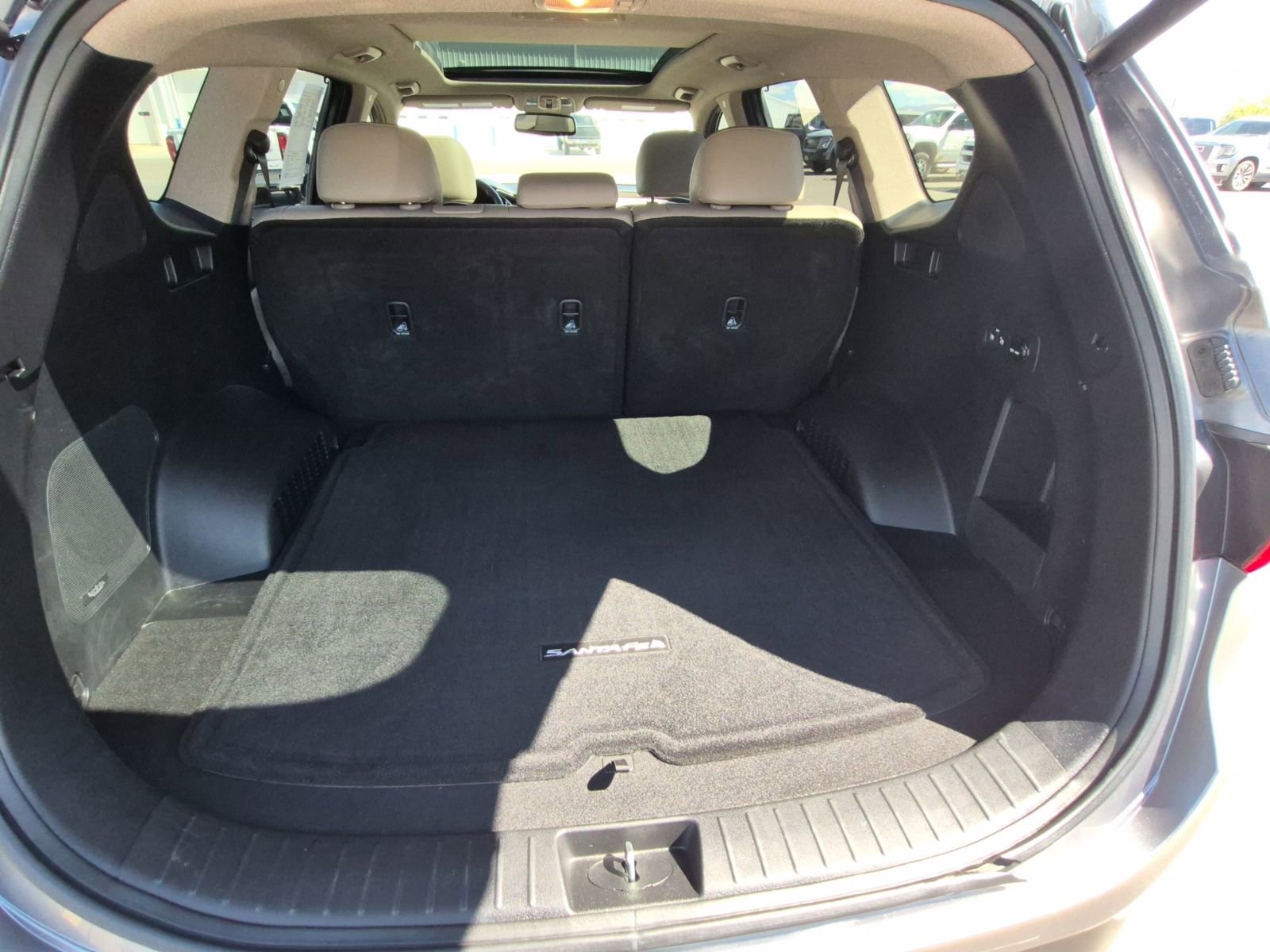 Used 2019 Hyundai Santa Fe AWD image 37