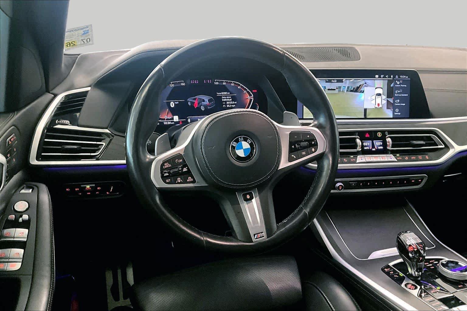 Used 2021 BMW X7 xDrive40i w/ M Sport Package AWD/4WD image 16
