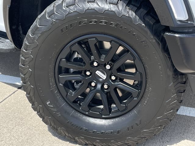 Used 2025 Ford F150 Raptor AWD/4WD image 9