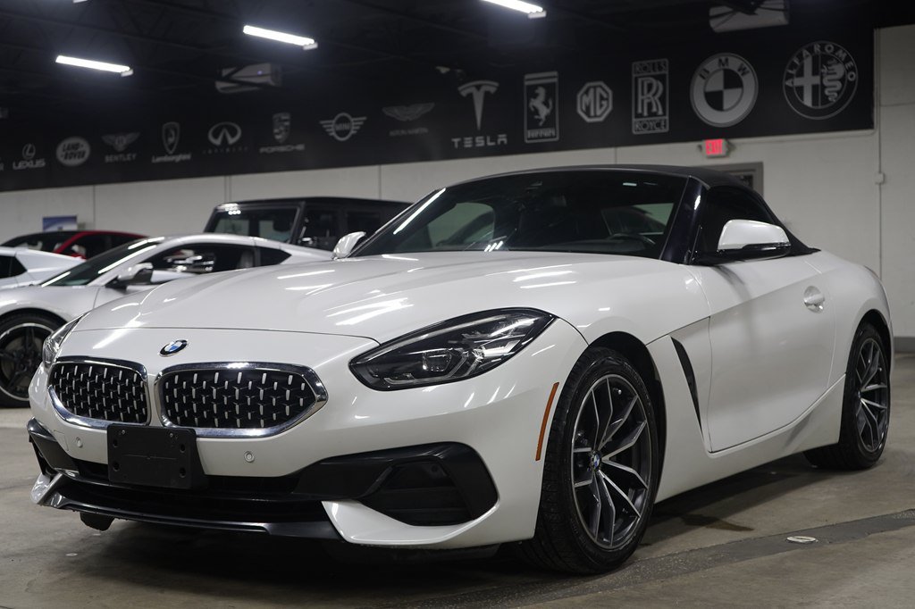 Used 2022 BMW Z4 sDrive30i w/ Driving Assistance Package RWD image 1