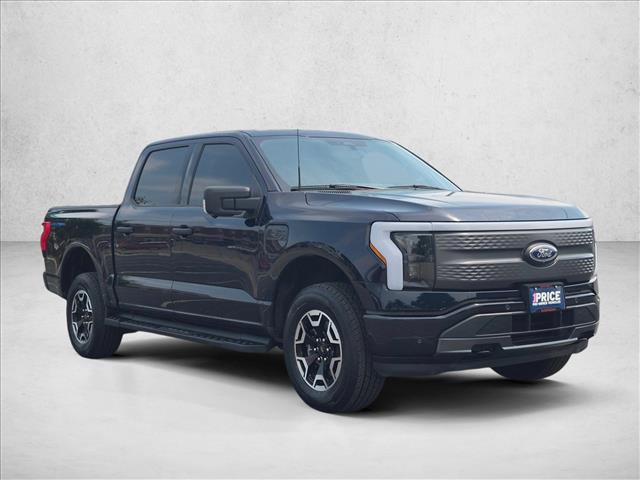 Used 2023 Ford F150 Lightning XLT AWD/4WD image 3