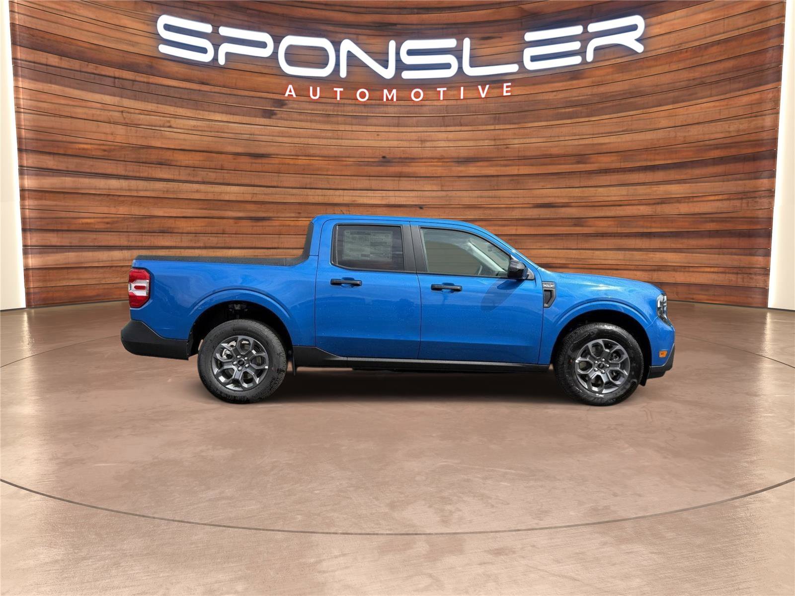 New 2025 Ford Maverick XLT w/ XLT Luxury Package image 6