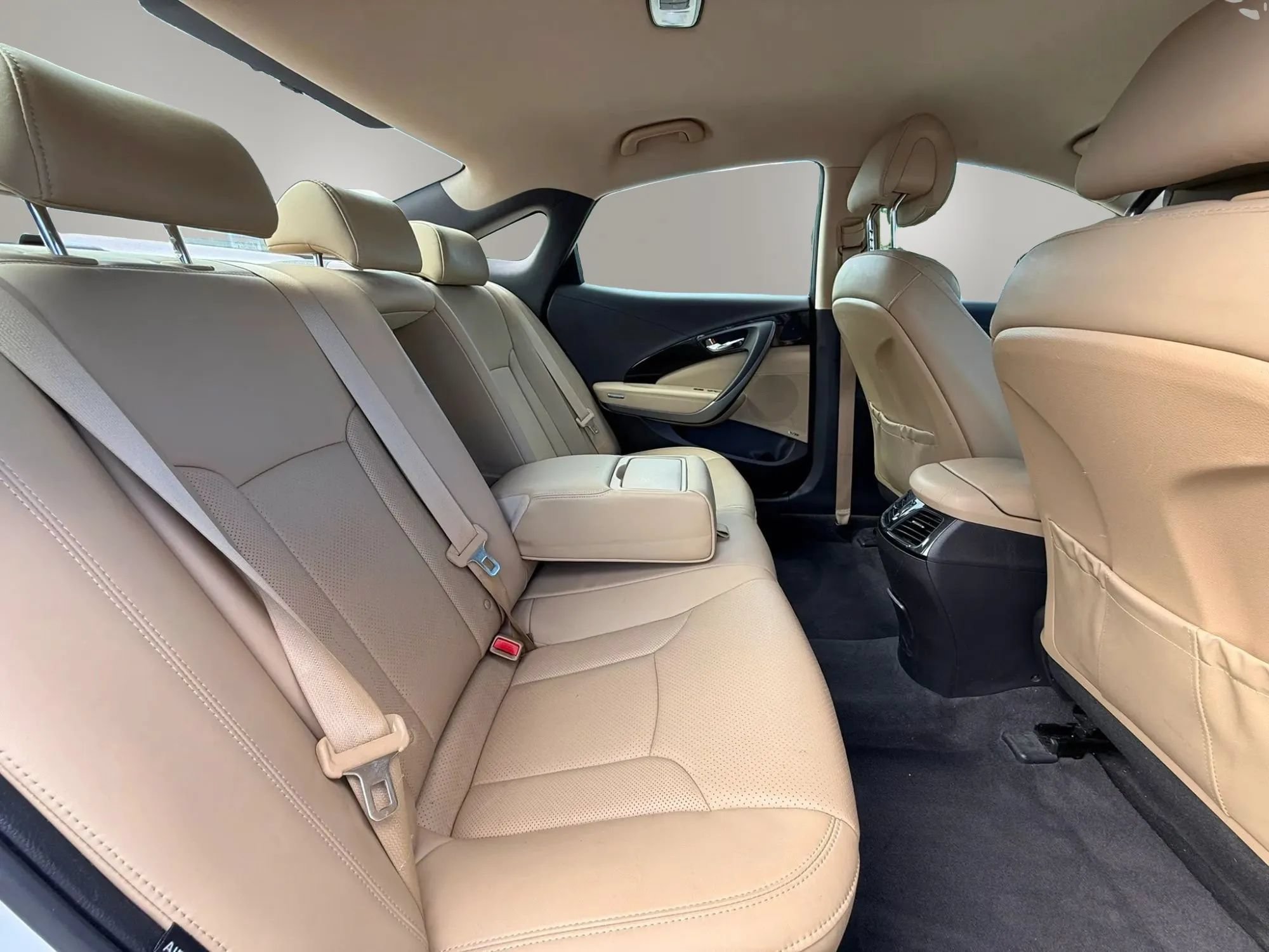 Used 2017 Hyundai Azera FWD image 14
