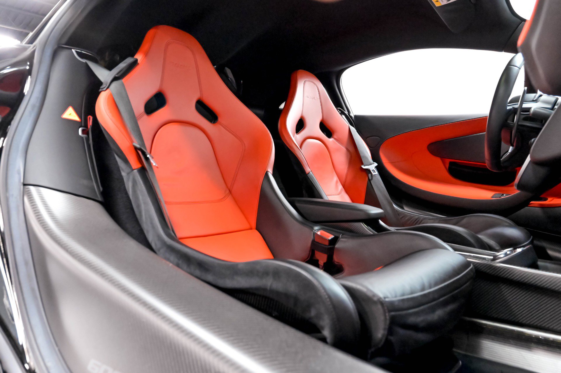Used 2019 McLaren 600LT RWD image 22