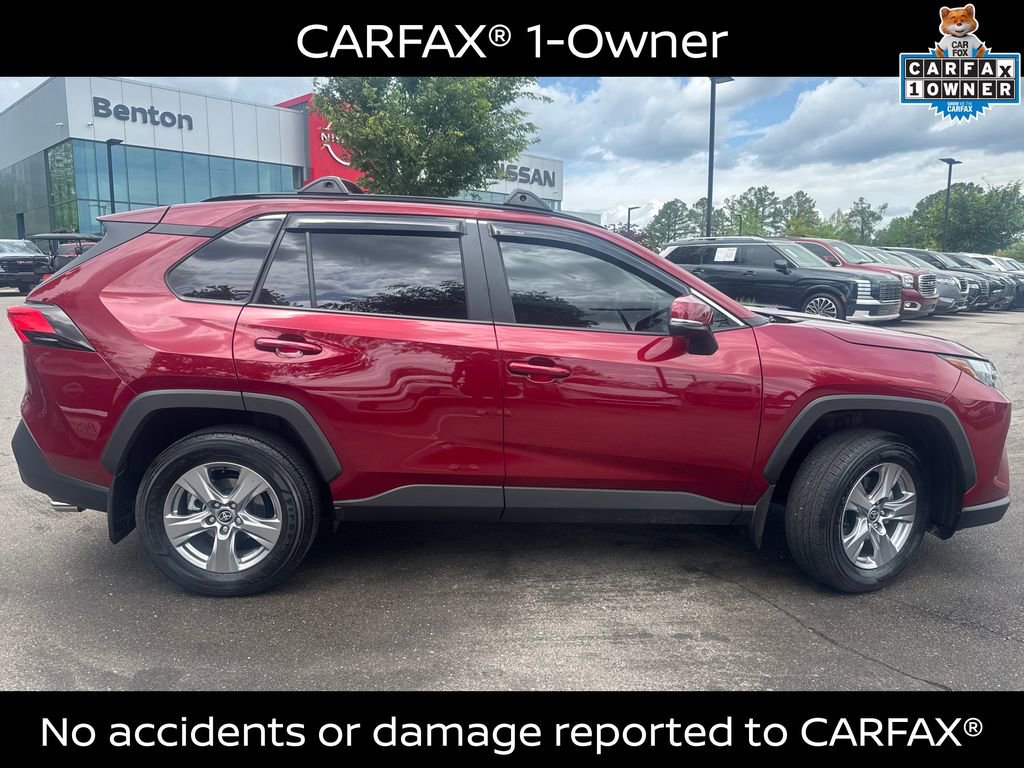 Used 2025 Toyota RAV4 XLE w/ Convenience Package image 3