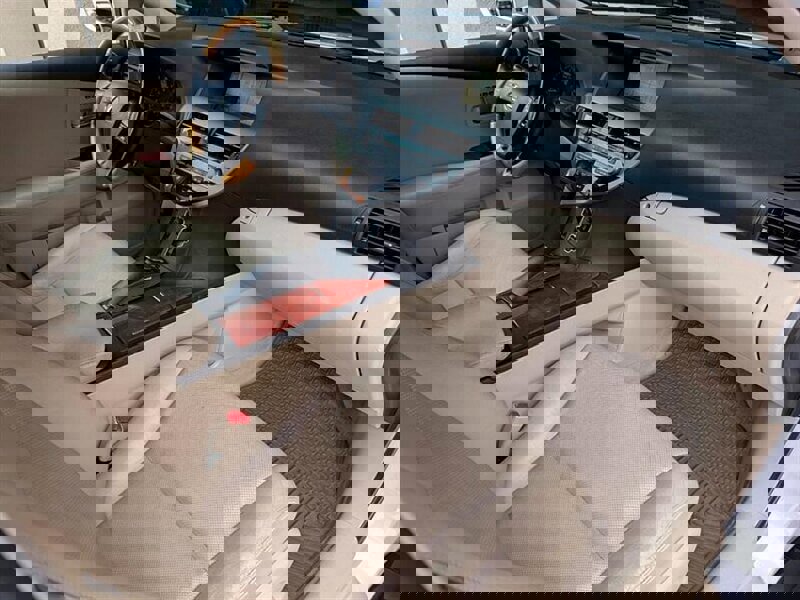 Used 2010 Lexus RX 350 AWD image 4