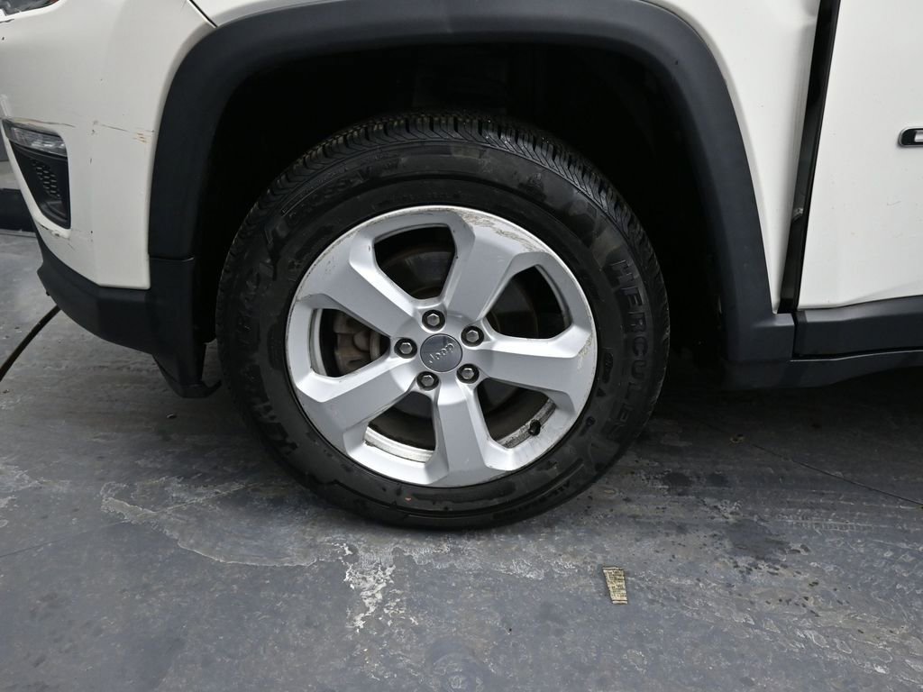 Used 2019 Jeep Compass Latitude w/ Cold Weather Group image 13