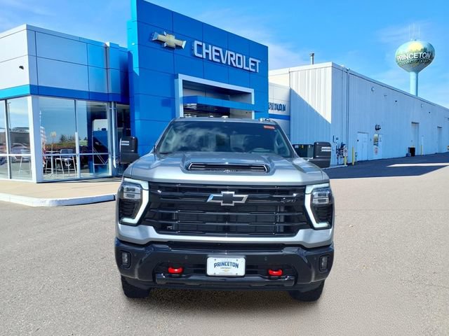 New 2026 Chevrolet Silverado 3500 LTZ w/ LTZ Plus Package AWD/4WD image 8