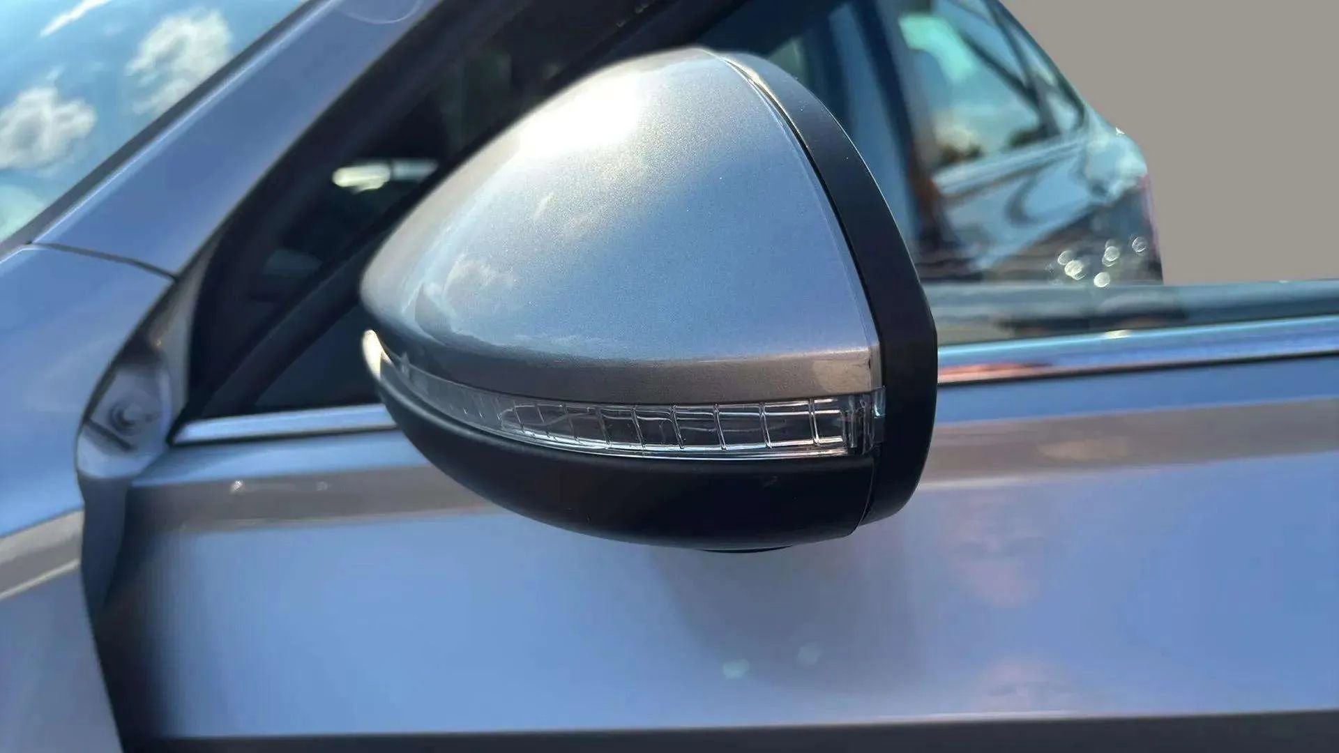 Used 2020 Volkswagen Jetta SEL Premium image 12