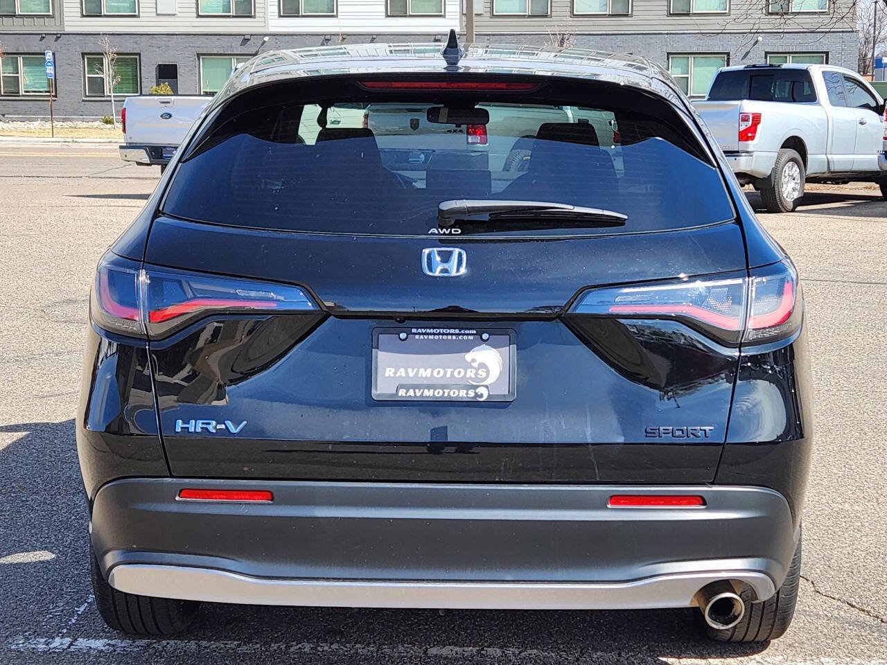 Used 2025 Honda HR-V Sport image 8