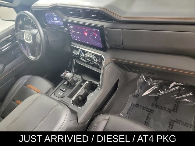 Used 2024 GMC Sierra 1500 AT4 w/ Technology Package AWD/4WD image 19