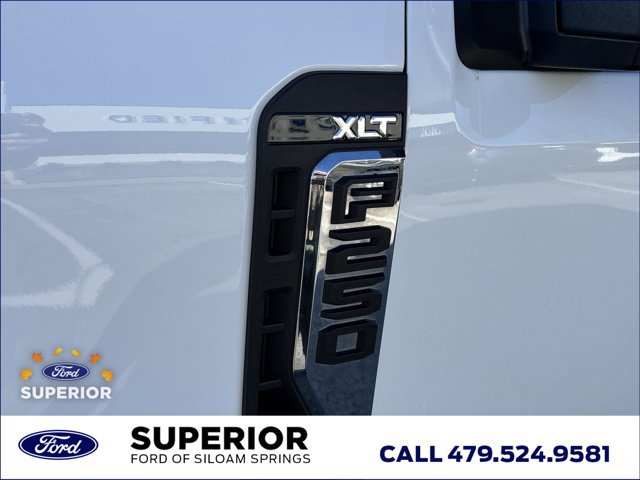 Used 2024 Ford F250 XLT w/ FX4 Off-Road Package image 12