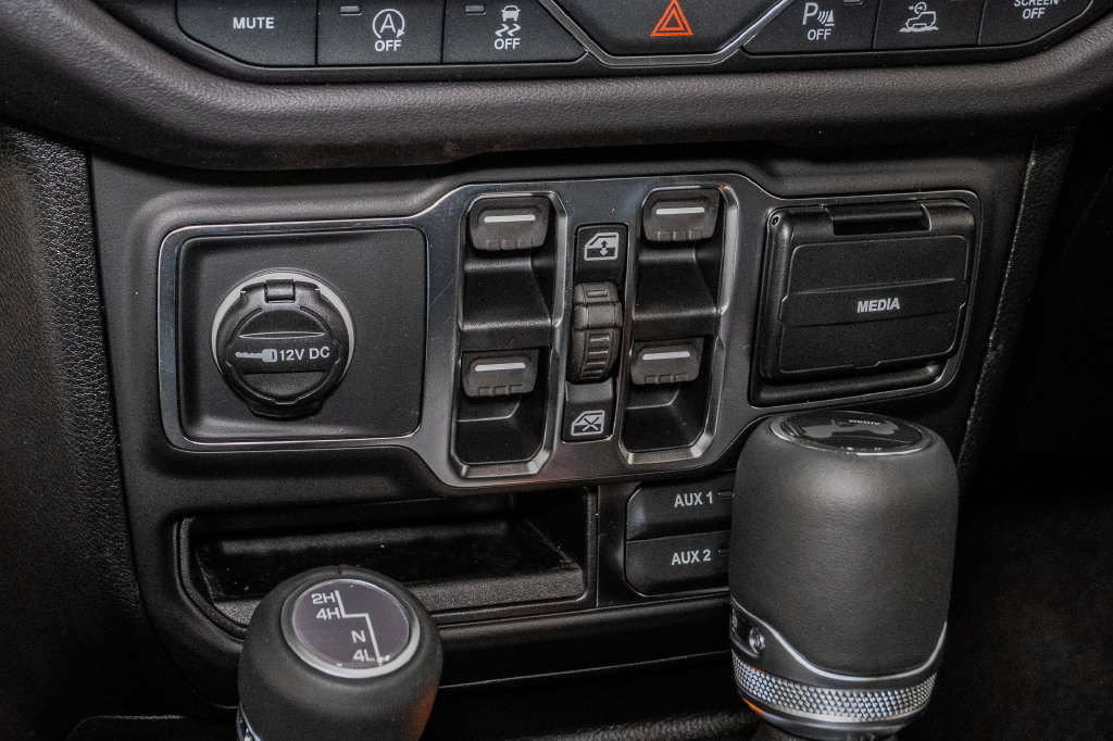 New 2027 Jeep Wrangler Unlimited Sahara AWD/4WD image 20