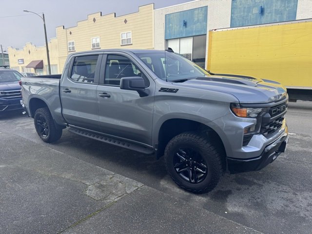 New 2026 Chevrolet Silverado 1500 Custom Trail Boss w/ Dark Appearance Package image 2