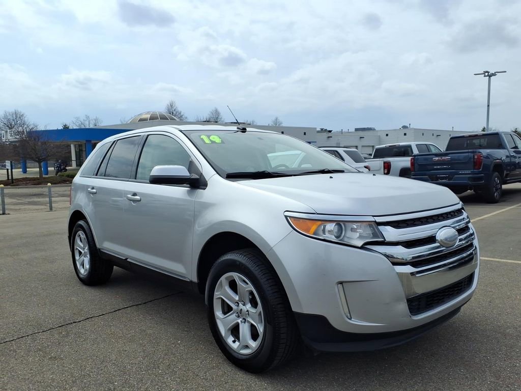 Used 2014 Ford Edge SEL FWD image 3