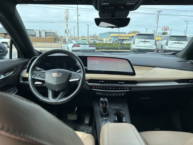 Used 2024 Cadillac XT4 Premium Luxury w/ Technology Package image 9