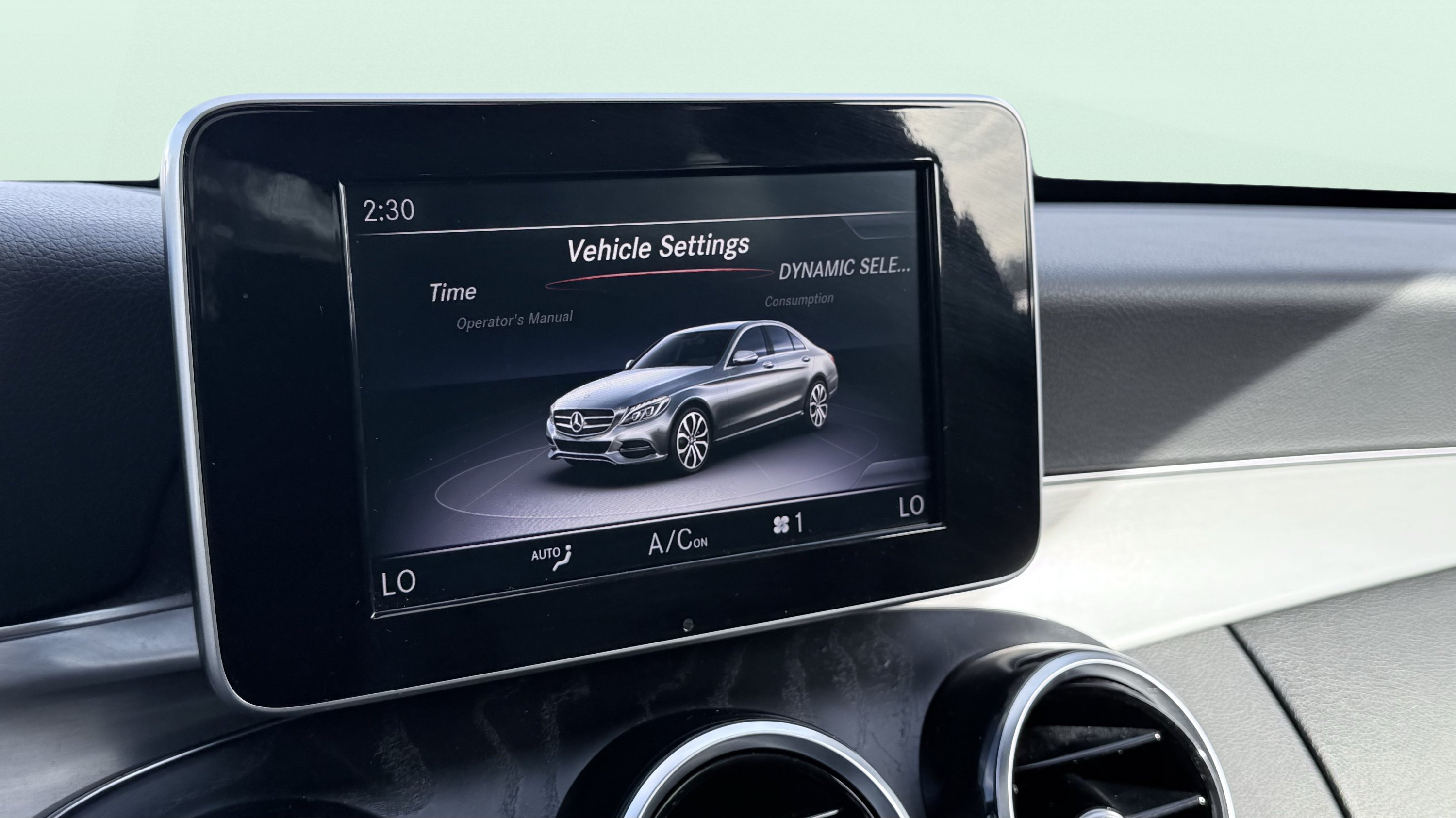 Used 2018 Mercedes-Benz C 300 Sedan w/ Premium Package image 54