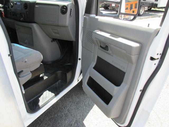 Used 2016 Ford E-350 and Econoline 350 Super Duty w/ Power Windows & Locks Group RWD image 16