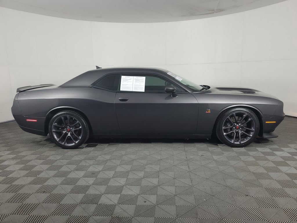 Used 2022 Dodge Challenger R/T Scat Pack image 3