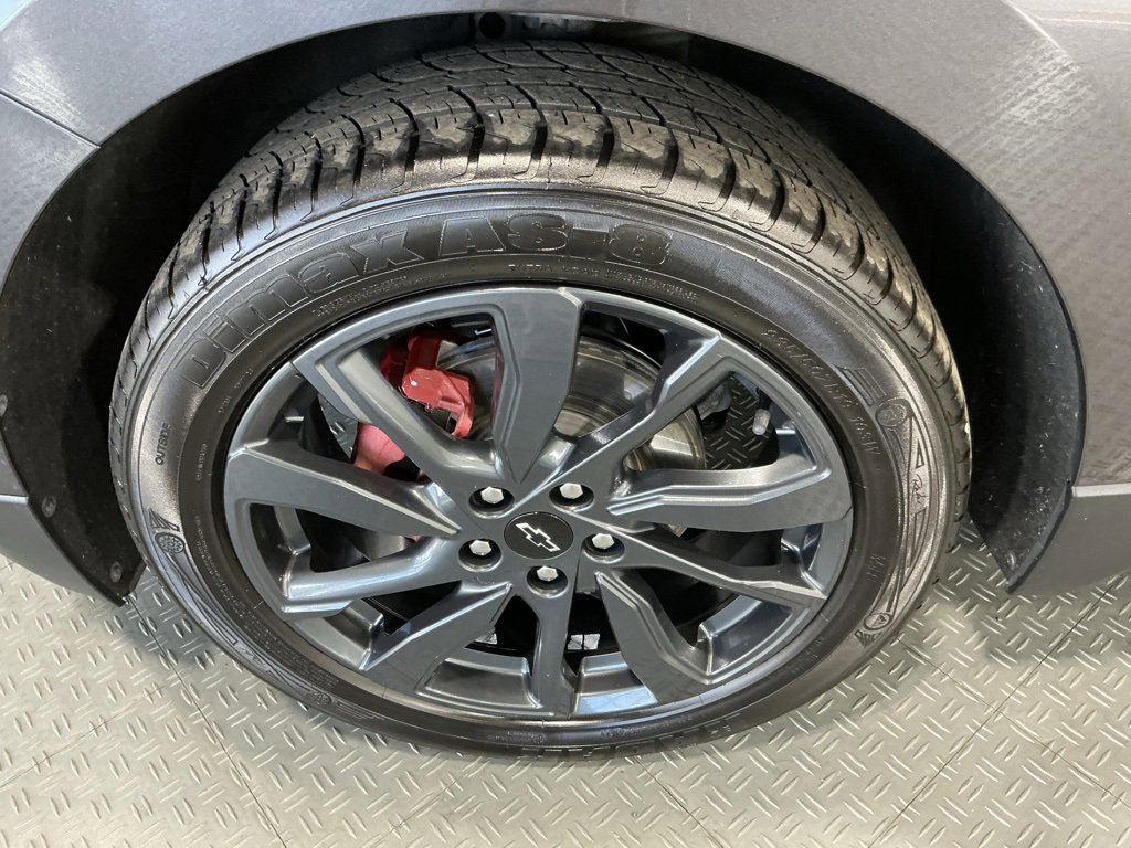 Used 2022 Chevrolet Equinox RS w/ RS Leather Package image 37