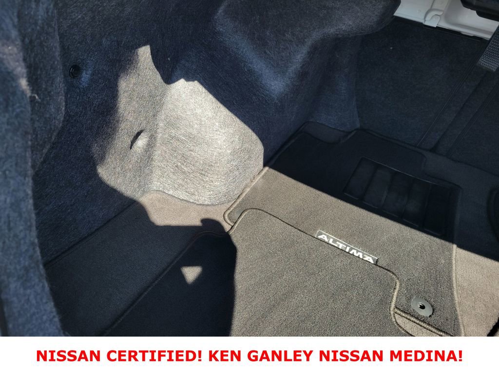 Certified 2025 Nissan Altima 2.5 SV FWD image 43