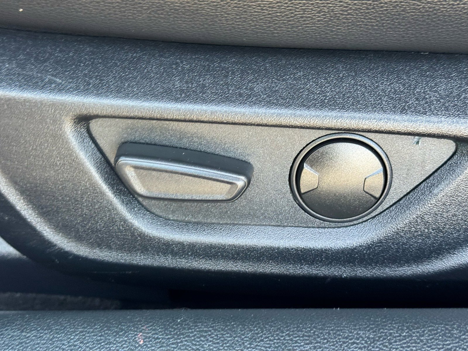 Used 2021 Ford Mustang Premium image 16