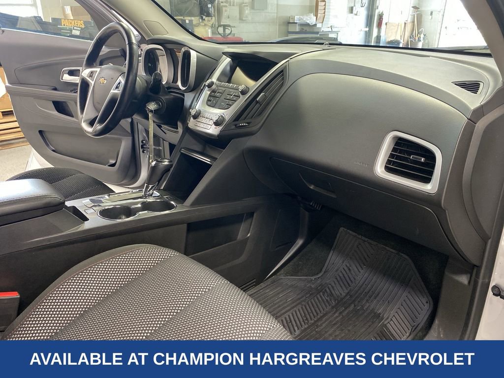 Certified 2017 Chevrolet Equinox LT w/ Convenience Package image 37