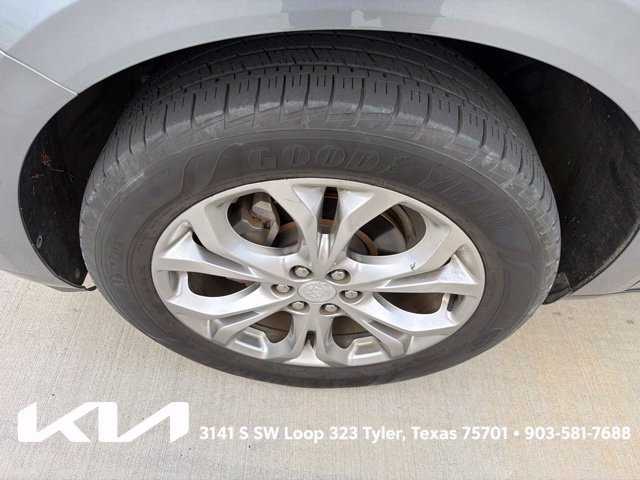 Used 2018 Buick Enclave Avenir w/ Avenir Technology Package FWD image 4
