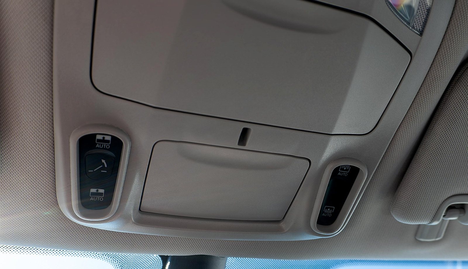 Used 2023 Chrysler Pacifica Limited FWD image 40