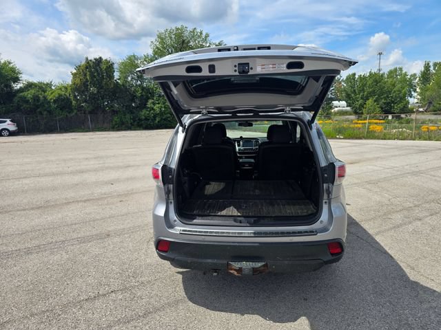 Used 2015 Toyota Highlander Limited AWD/4WD image 17