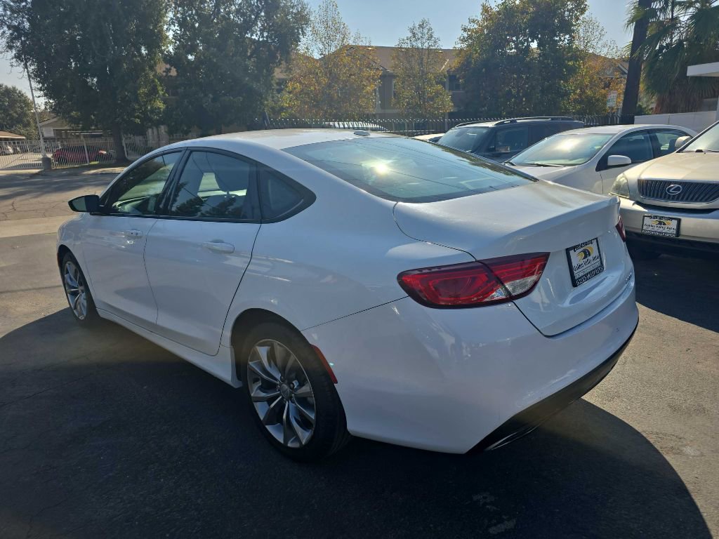 Used 2015 Chrysler 200 S image 8