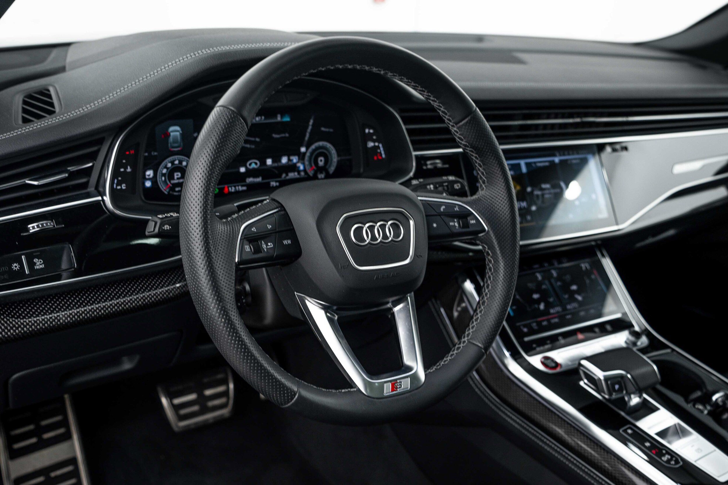 Certified 2023 Audi SQ8 Prestige AWD/4WD image 10
