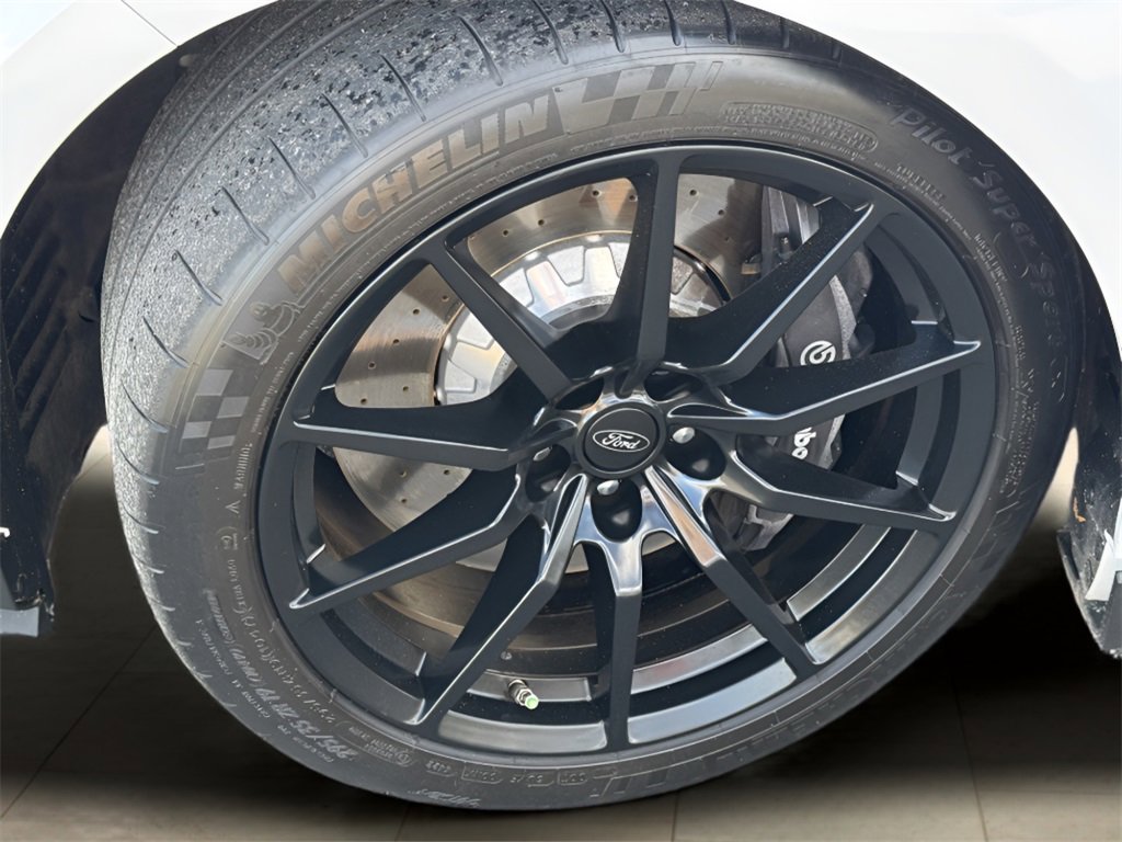 Used 2018 Ford Mustang Shelby GT350 w/ Convenience Package image 37