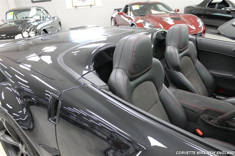 Used 2012 Chevrolet Corvette Grand Sport w/ 3LT Preferred Equipment Group RWD image 34
