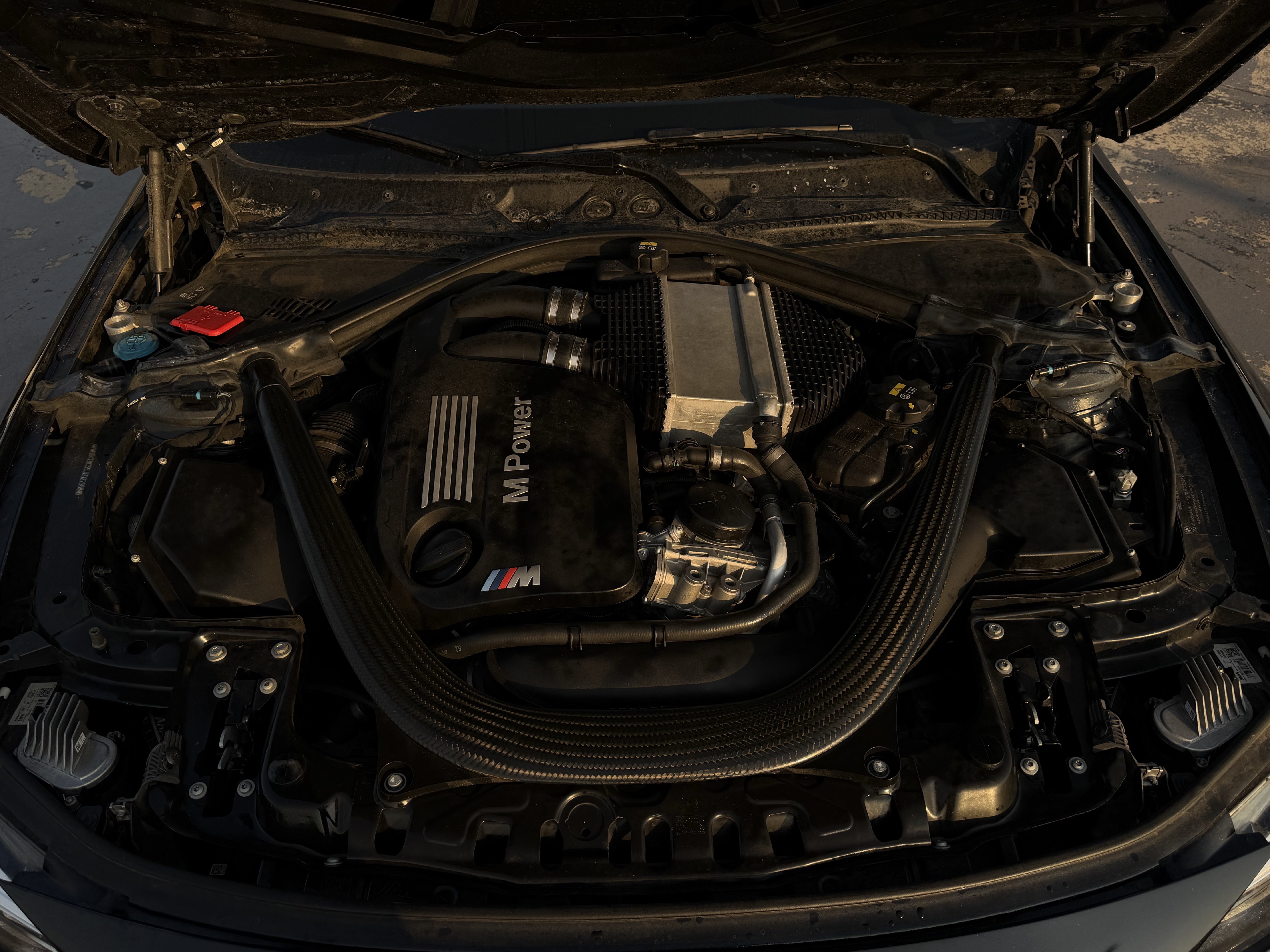 Used 2018 BMW M4 Convertible w/ Competition Package RWD image 10