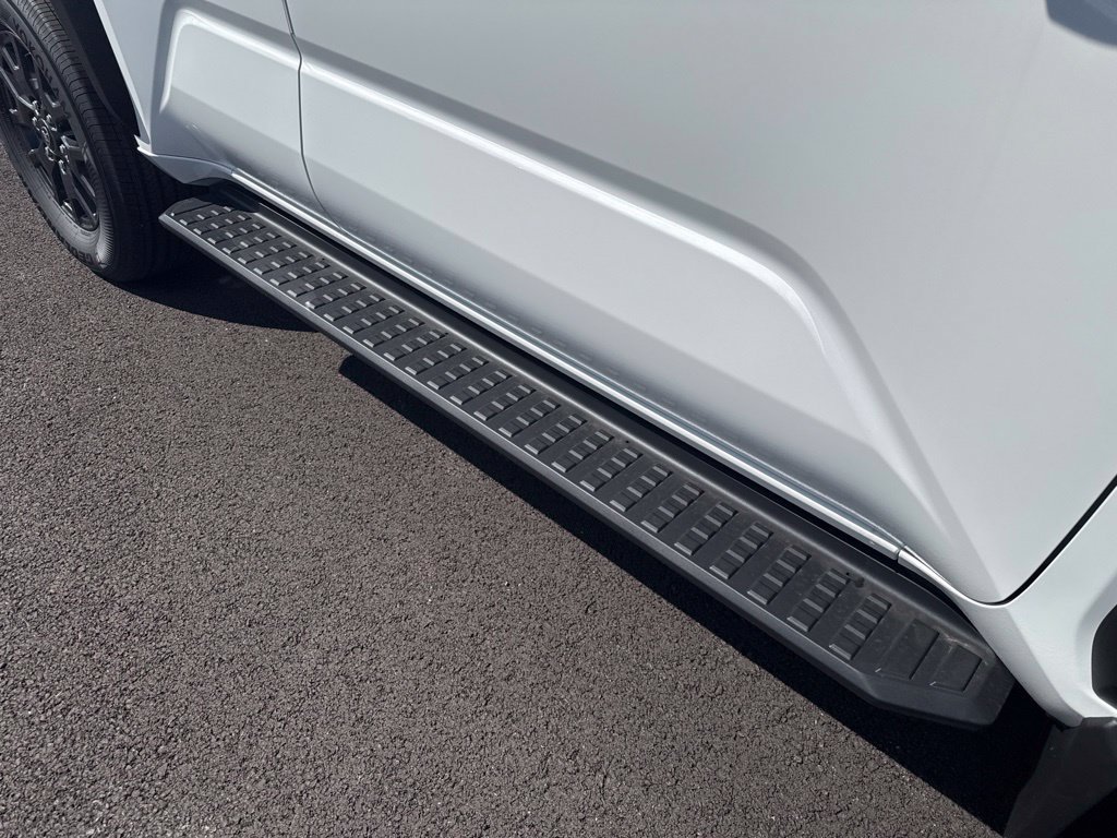 New 2026 Toyota 4Runner SR5 AWD/4WD image 3