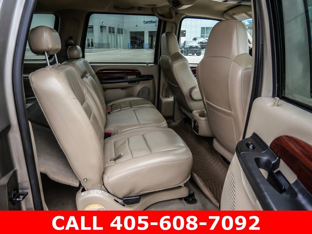 Used 2005 Ford Excursion Limited RWD image 19