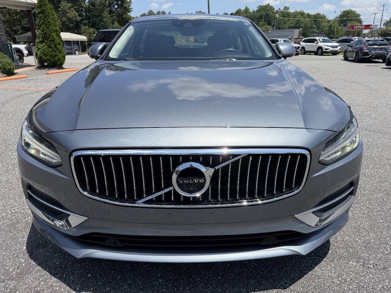 Used 2018 Volvo S90 T6 Inscription w/ Convenience Package AWD/4WD image 4