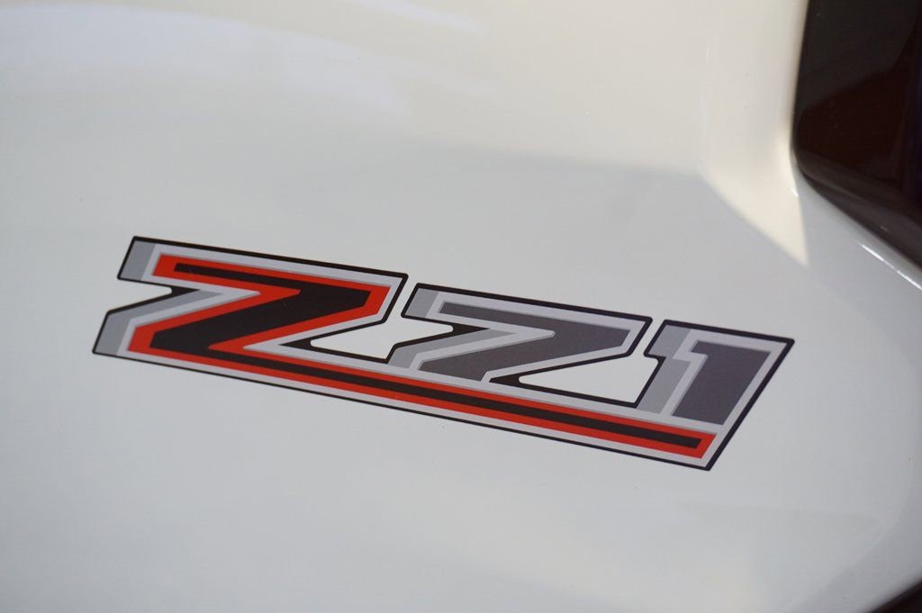 Used 2024 Chevrolet Colorado Z71 w/ Z71 Convenience Package 2 image 28