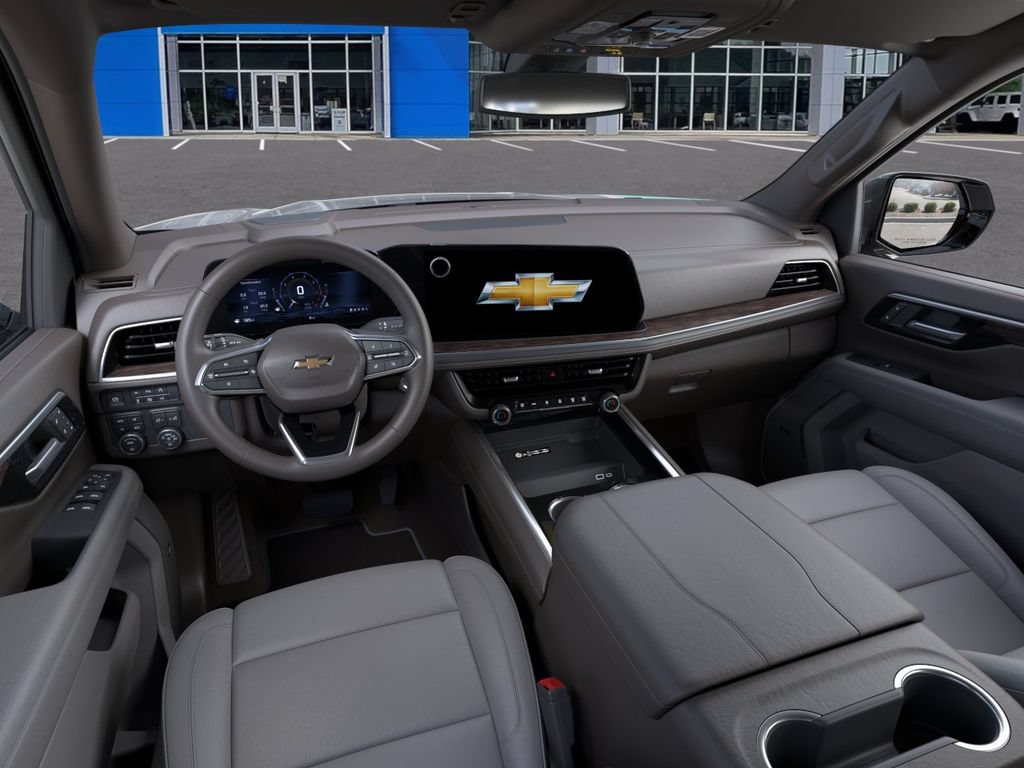 New 2026 Chevrolet Suburban LT w/ Comfort Package AWD/4WD image 17
