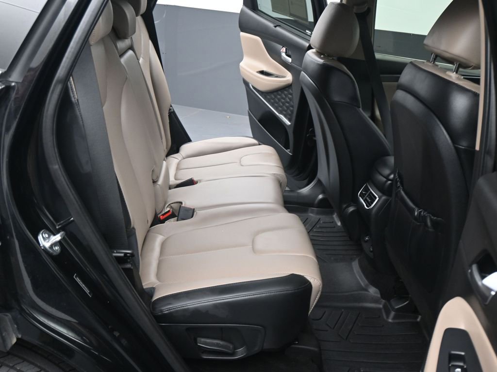 Used 2023 Hyundai Santa Fe SEL w/ Premium Package FWD image 6