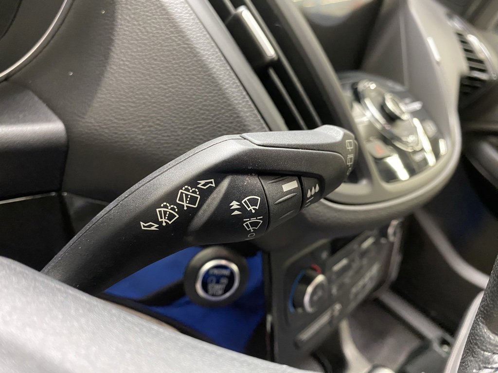 Used 2019 Ford Escape Titanium image 31