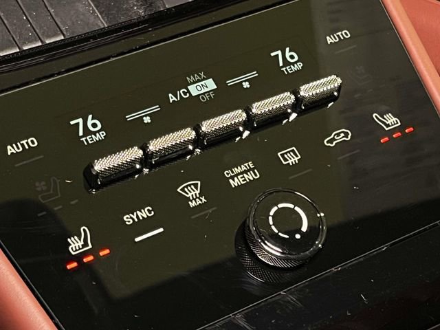 Certified 2025 Porsche Cayenne E-Hybrid image 32