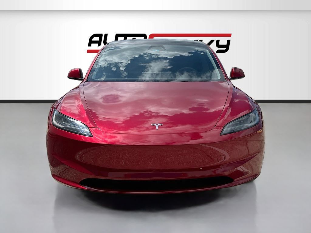 Used 2025 Tesla Model 3 RWD image 2