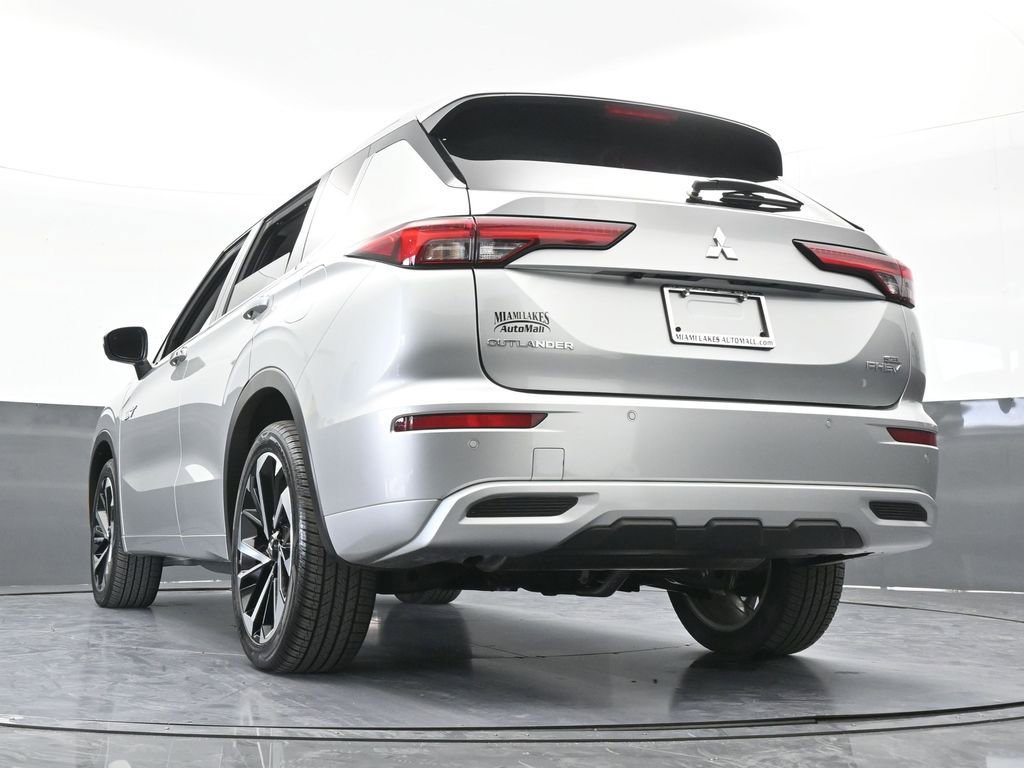 New 2025 Mitsubishi Outlander SEL image 68