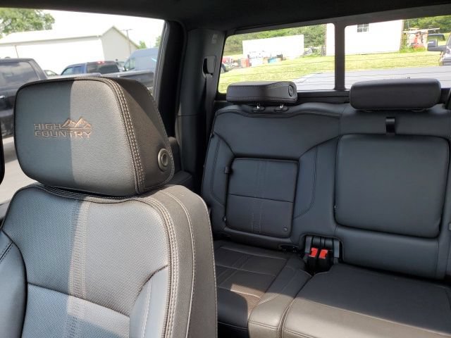 Used 2024 Chevrolet Silverado 3500 High Country w/ High Country Premium Package AWD/4WD image 14