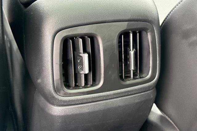 Used 2025 Hyundai Tucson Limited image 13